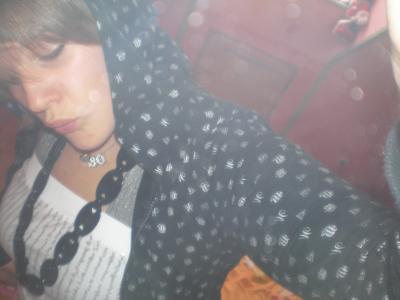 .x|[ POOLiiNE ]|x.    .x|[ HEL' CEii MOii EN 1oo FOiiS MiiEUX ]|x.